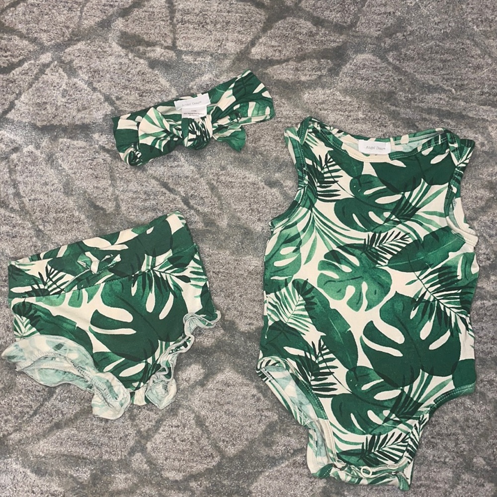 Angel Dear Palm Leaf Coord Set